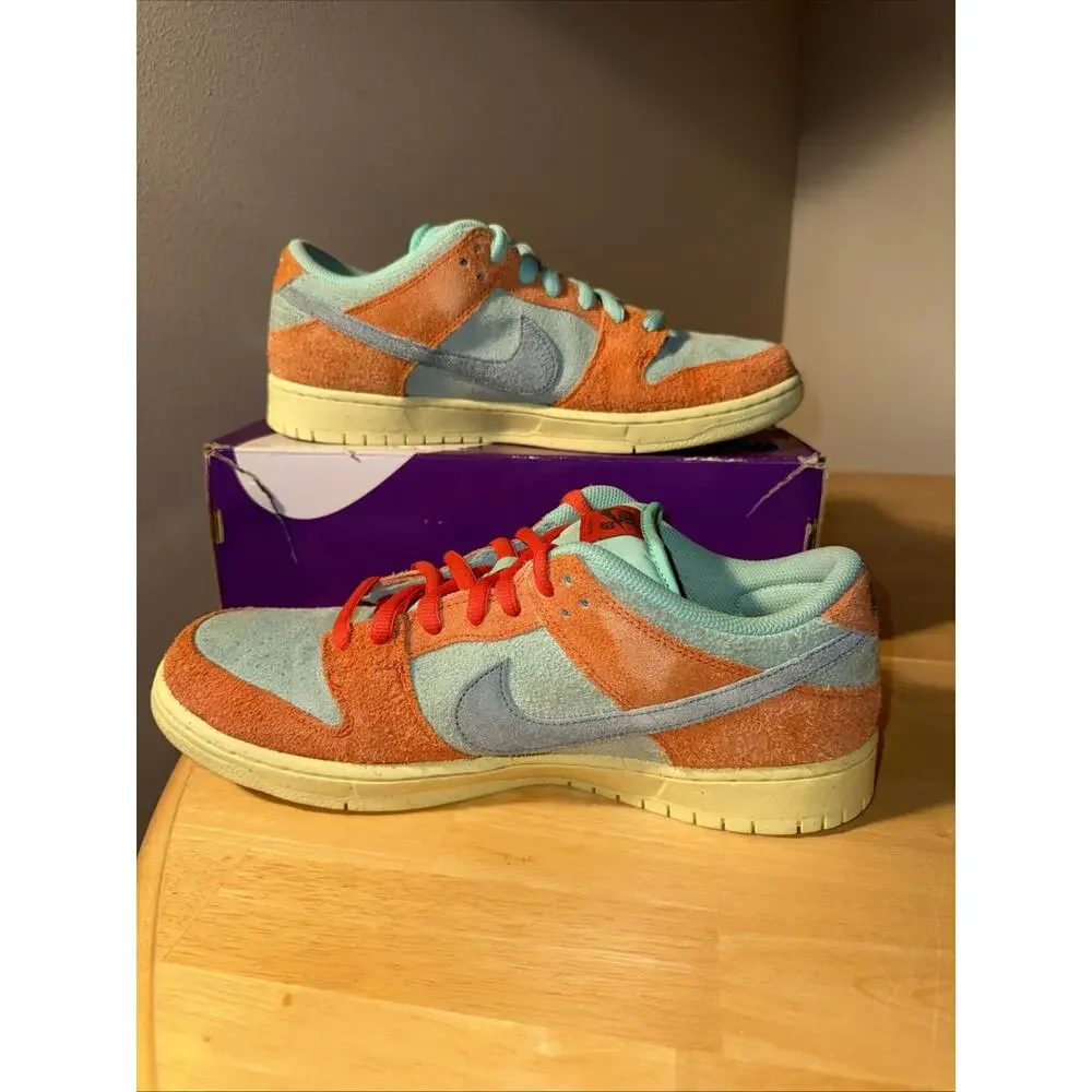 Nike SB Dunk Low Orange Emerald Rise Size 12 Preowned OG BOX